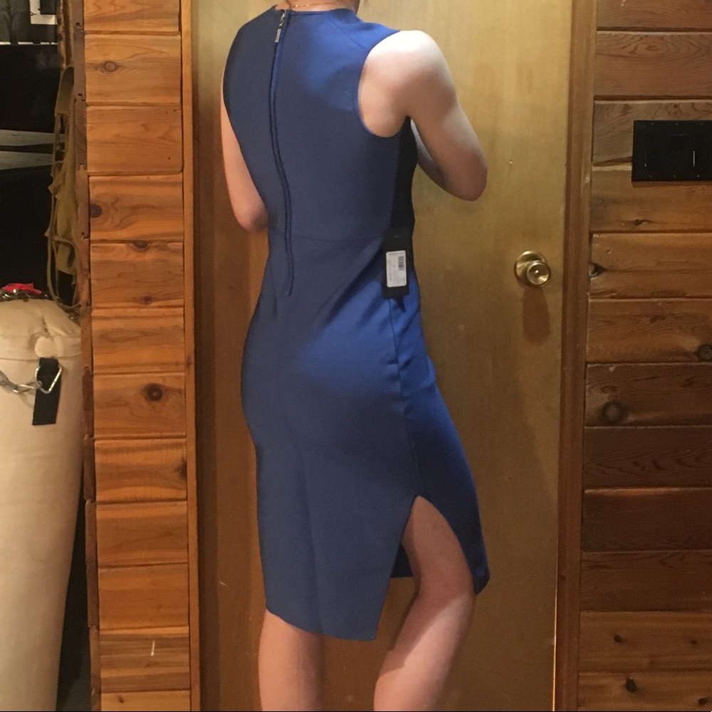 Dress - Picture 3 of 3